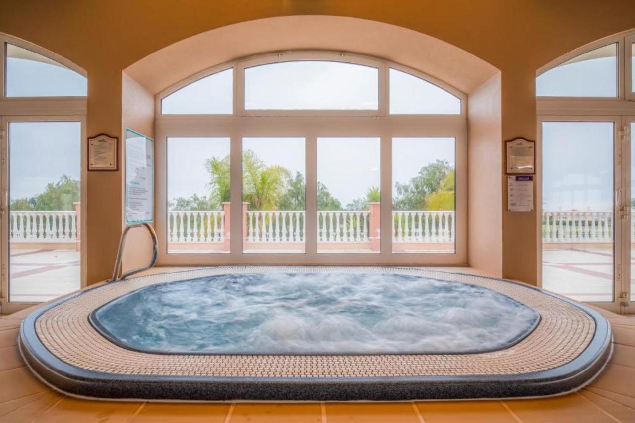 Boavista Golf Resort- Fairviews Villa ลากอส ภายนอก รูปภาพ